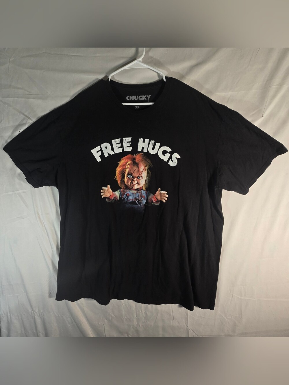 Chucky Free Hugs Childs Play Horror Movie Shirt 3XL Universal